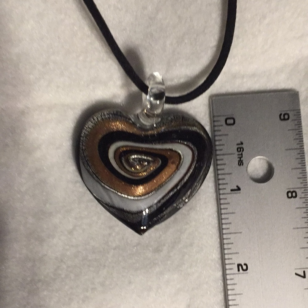 Murano glass heart pendant - Picture 5 of 7